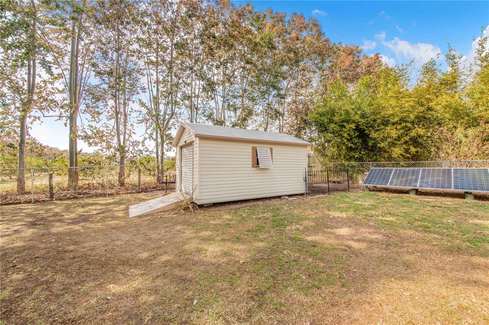 Image 20 of 57 For 2865 Pond View Drive