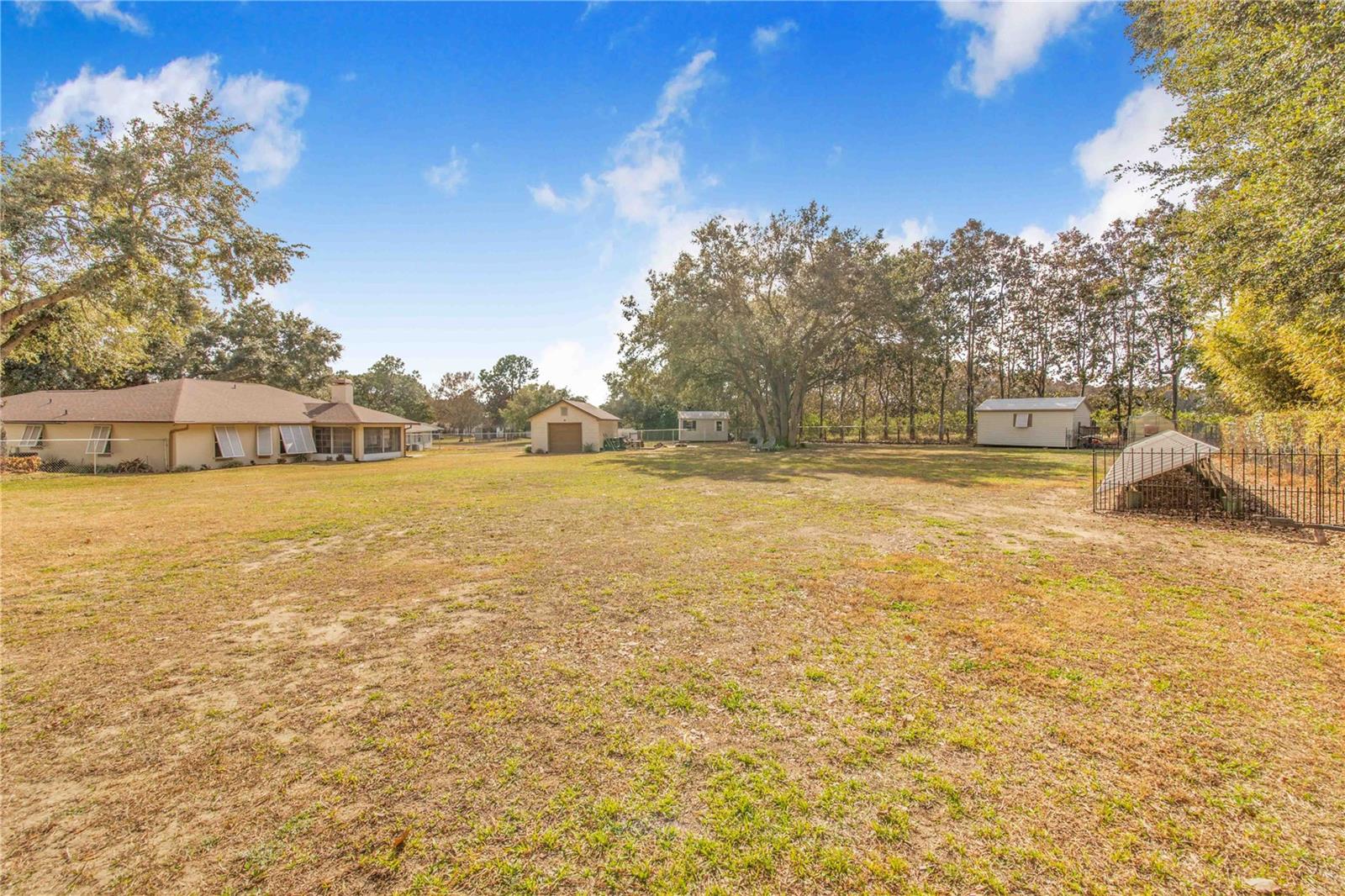 Image 23 of 57 For 2865 Pond View Drive