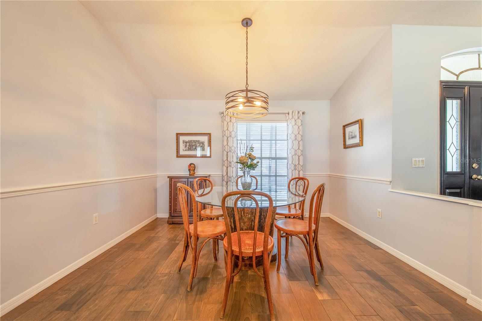 Image 33 of 57 For 2865 Pond View Drive