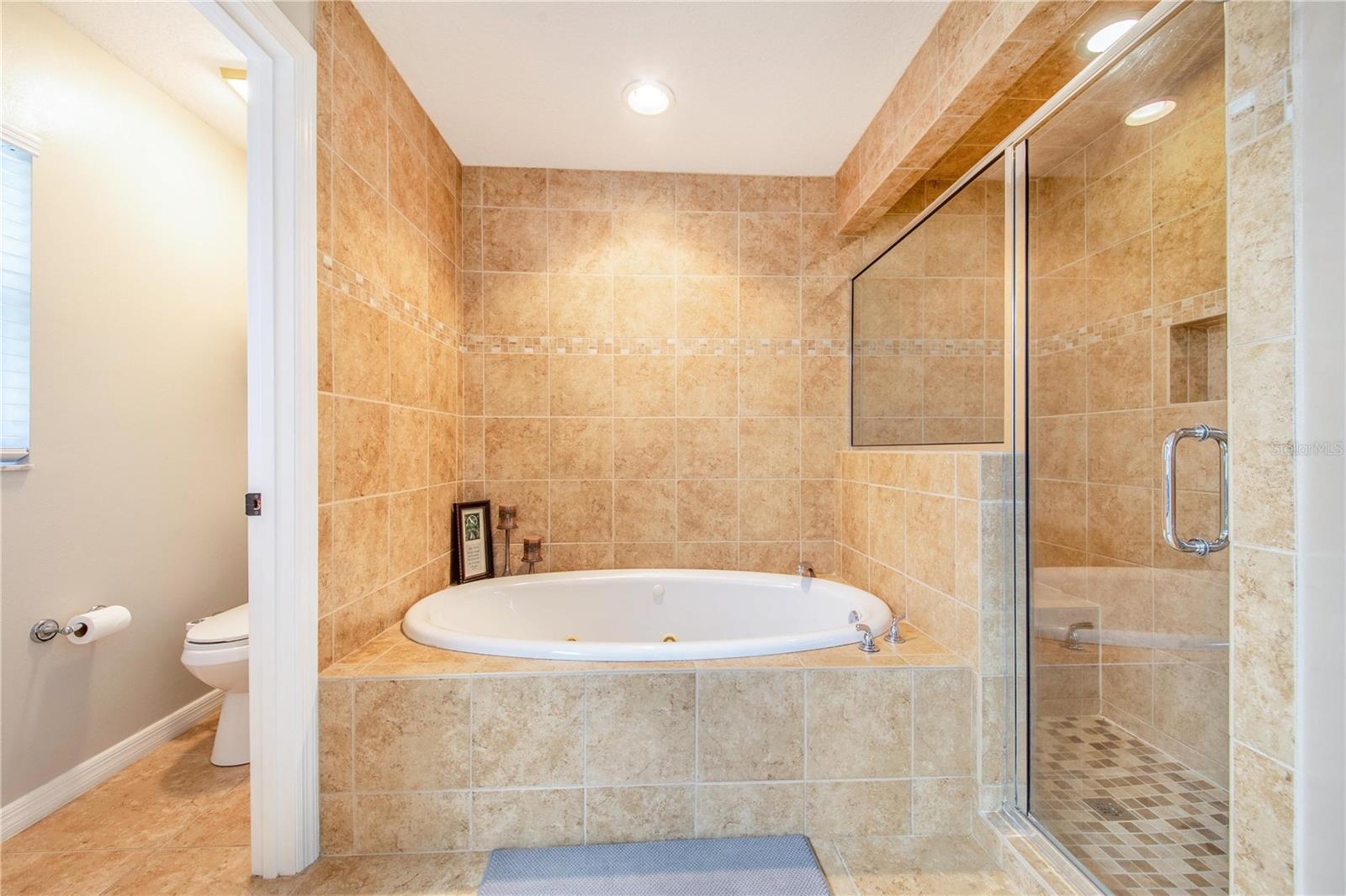 Image 43 of 57 For 2865 Pond View Drive