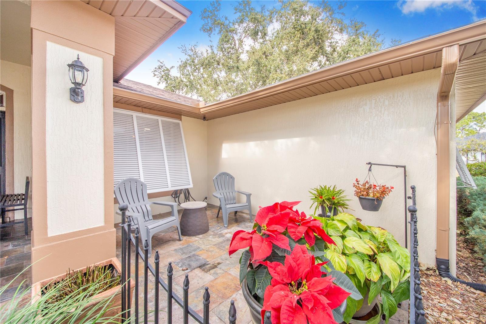 Image 5 of 57 For 2865 Pond View Drive