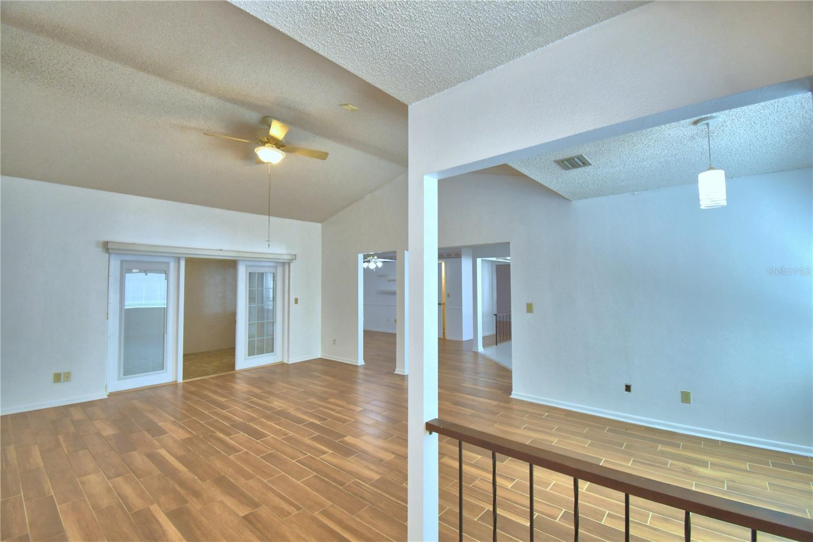 Image 4 of 51 For 447 San Jose Drive