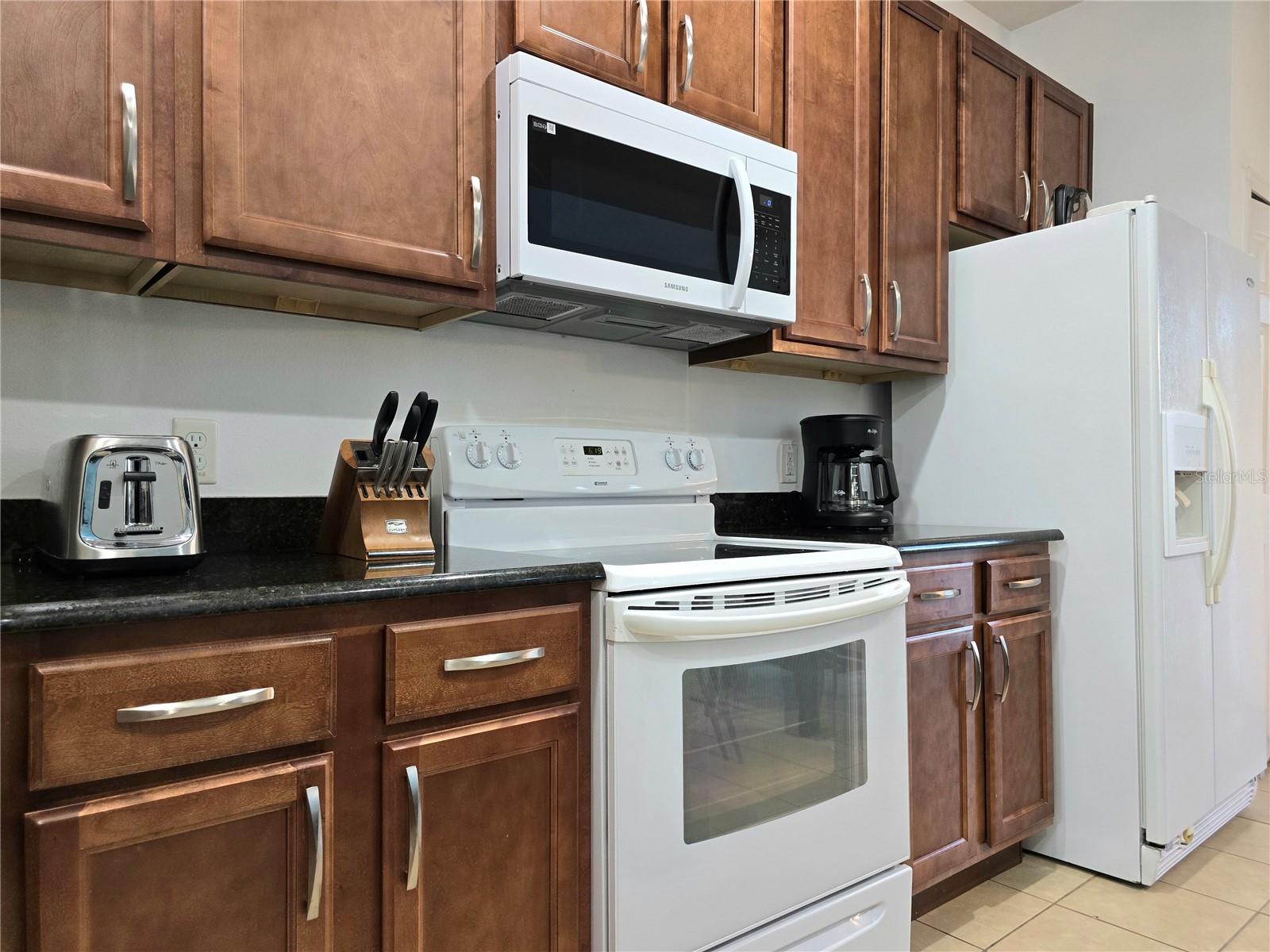 Image 17 of 61 For 381 Cabello Drive