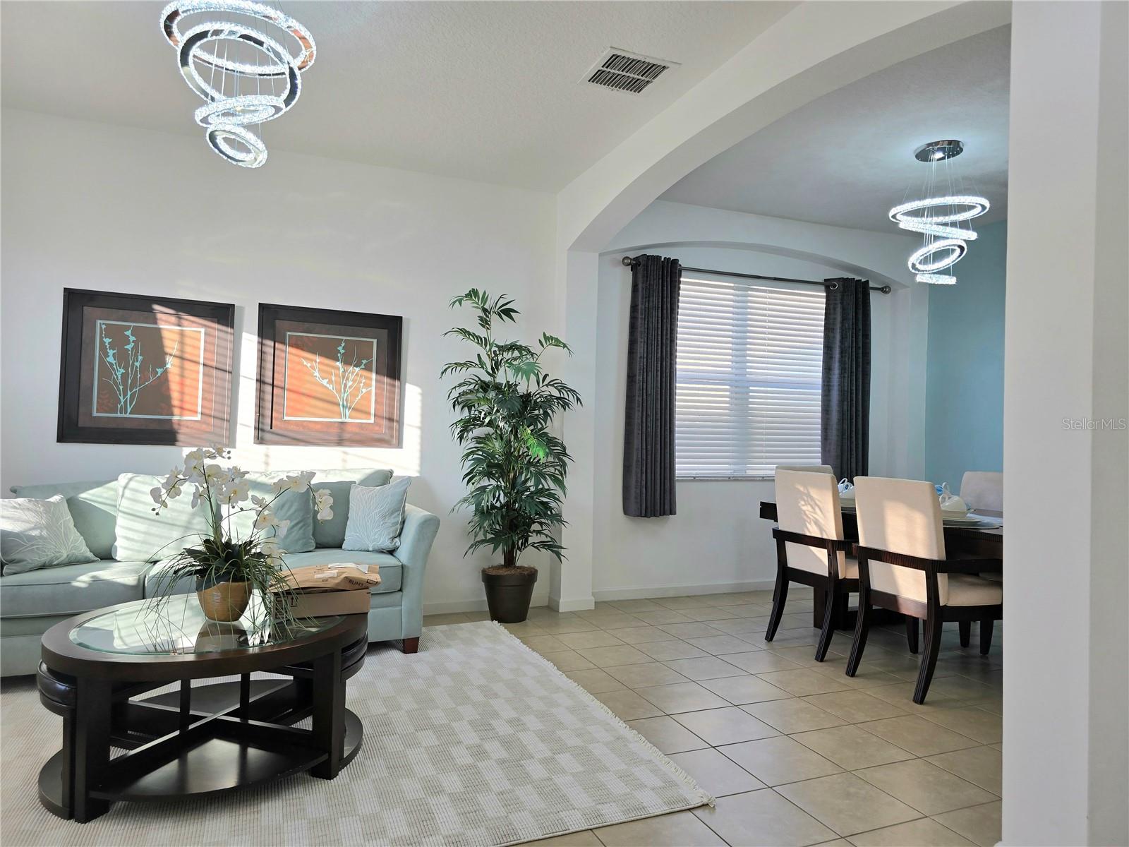 Image 5 of 61 For 381 Cabello Drive