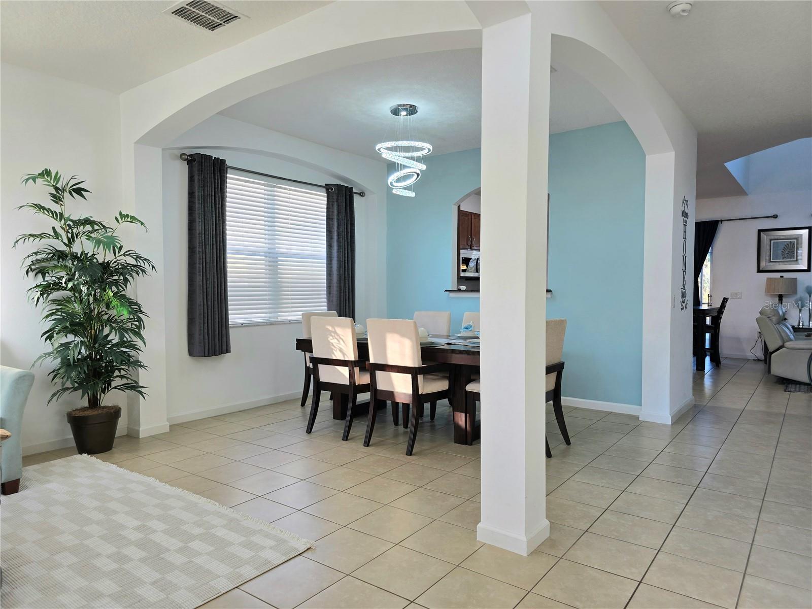 Image 6 of 61 For 381 Cabello Drive