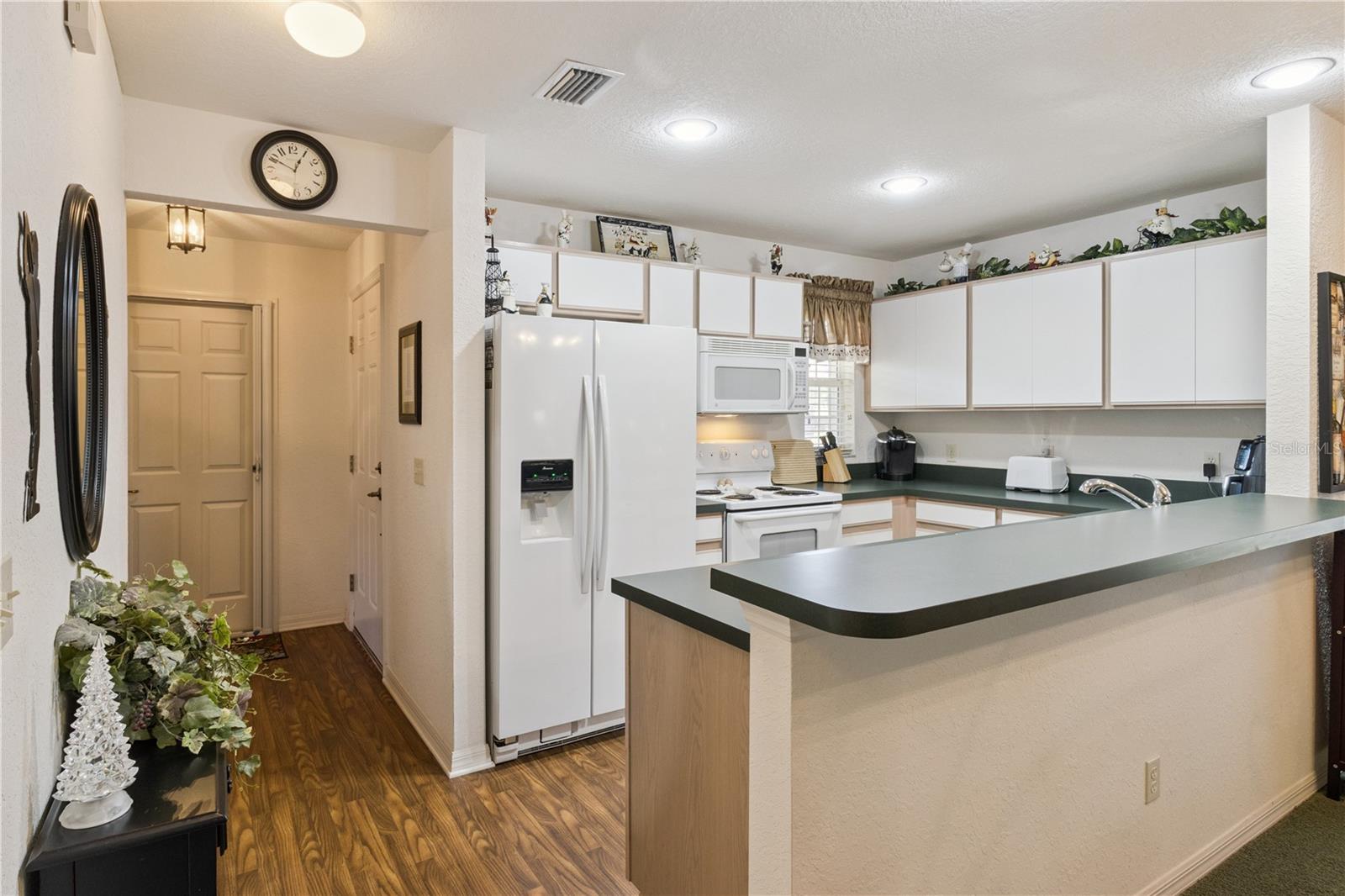 Image 3 of 44 For 4440 Turnberry Lane