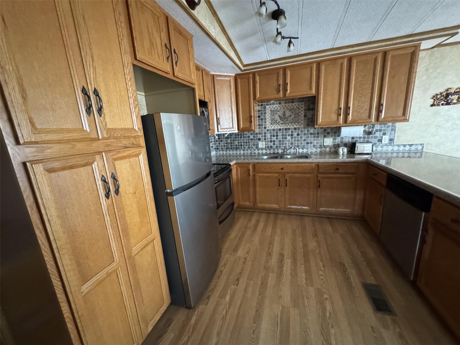 Image 12 of 47 For 8508 Breeze Hill Drive