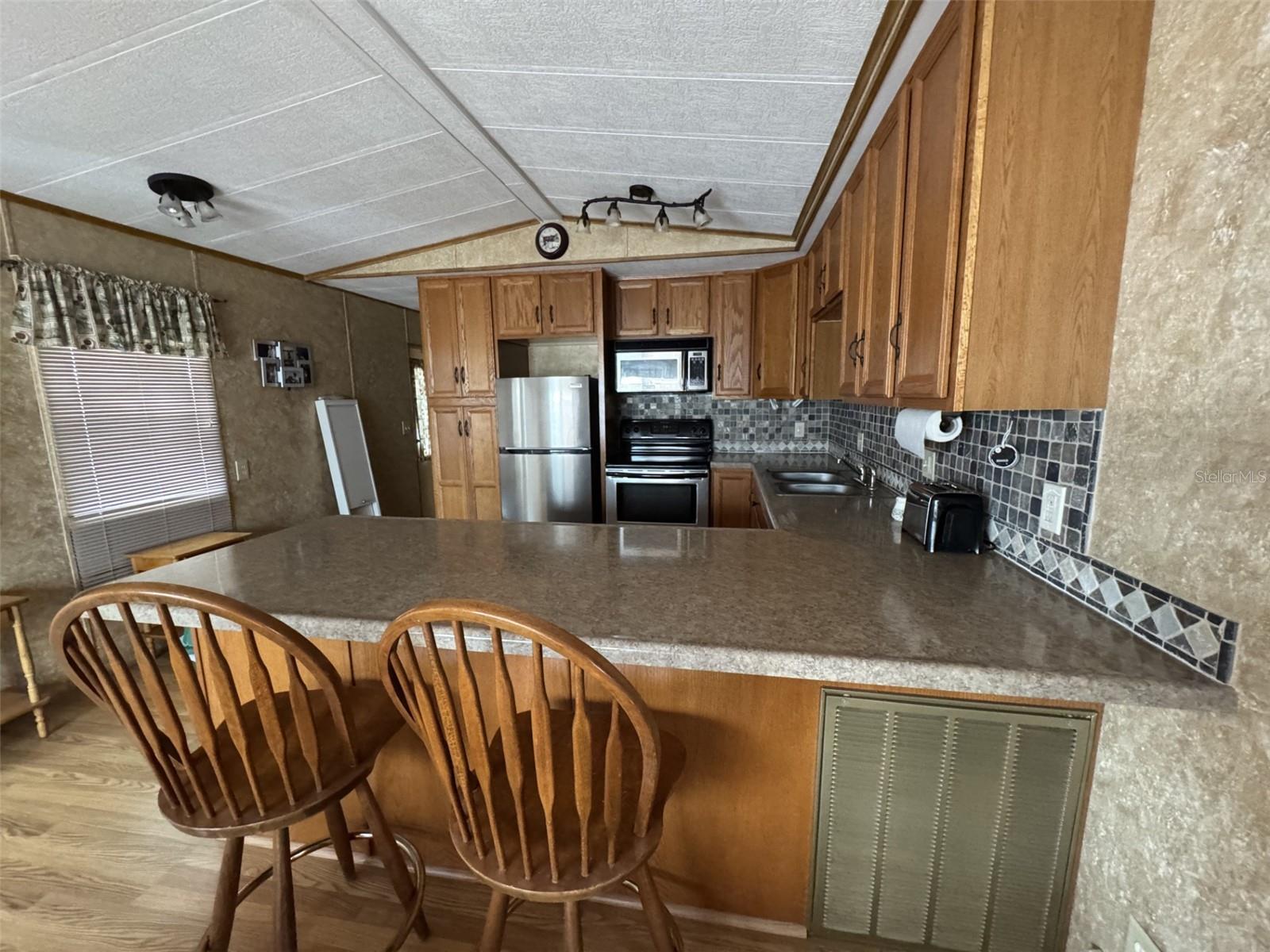 Image 16 of 47 For 8508 Breeze Hill Drive