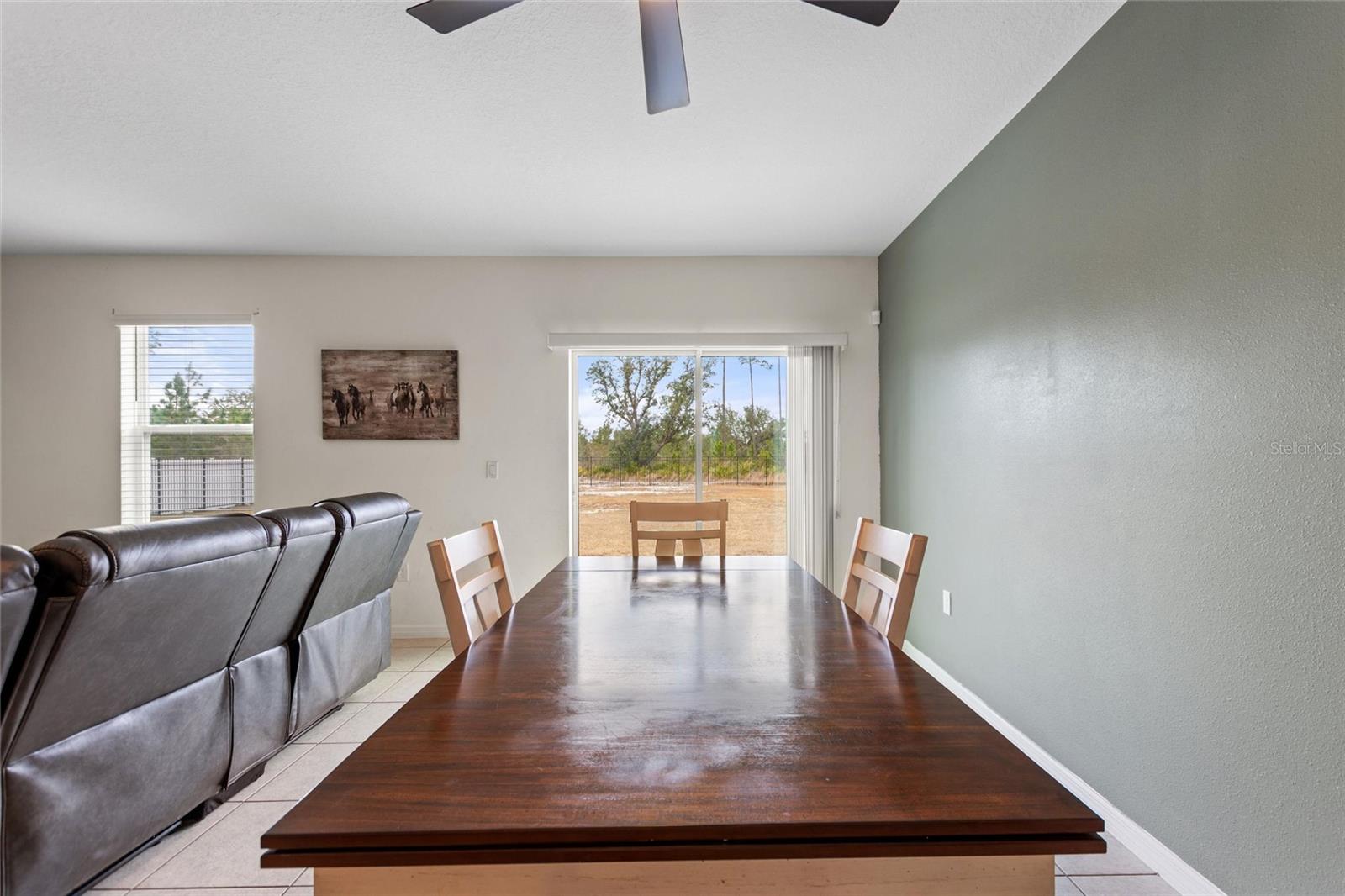 Listing photo id 10 for 1106 Althea Drive