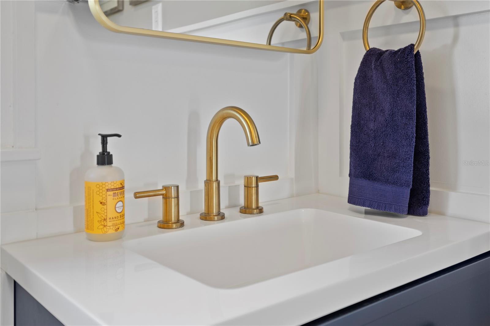 Image 17 of 64 For 517 Main Street