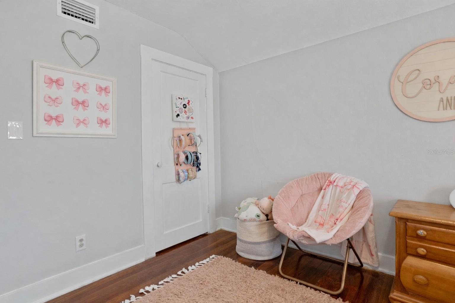 Image 25 of 64 For 517 Main Street