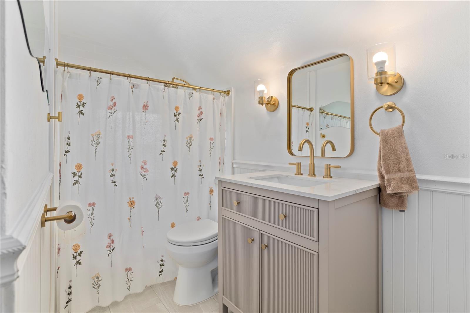 Image 28 of 64 For 517 Main Street