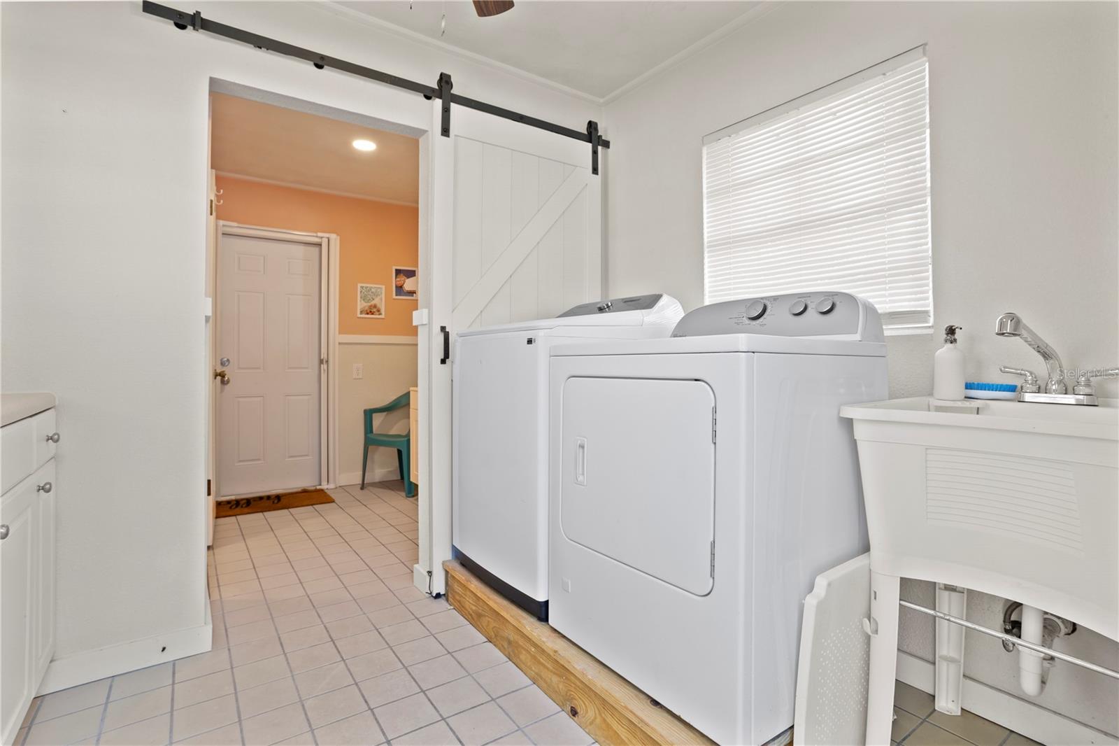 Image 35 of 64 For 517 Main Street