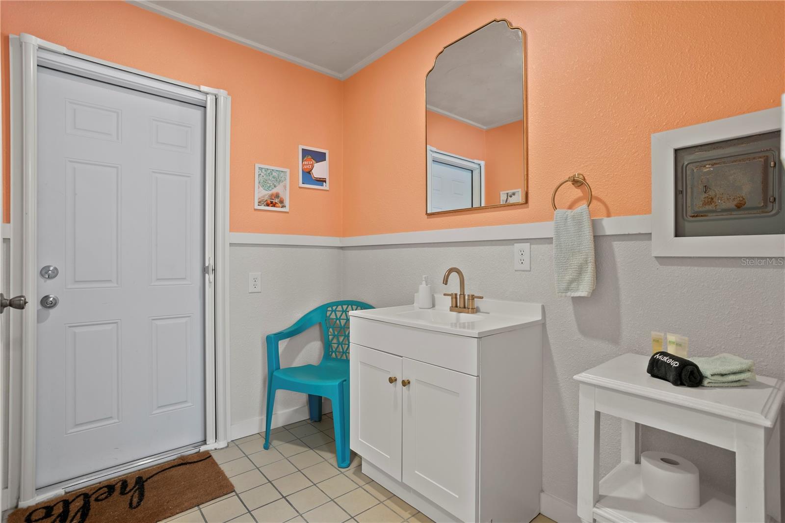 Image 36 of 64 For 517 Main Street