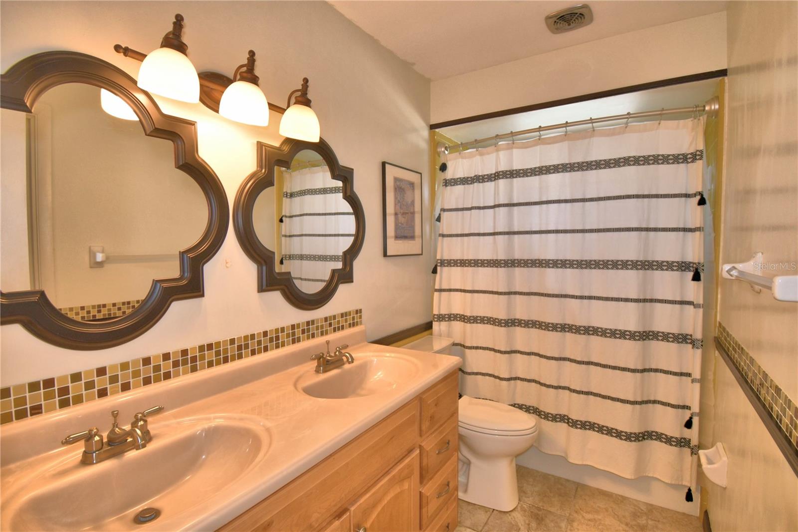 Image 19 of 43 For 141 Browning Circle