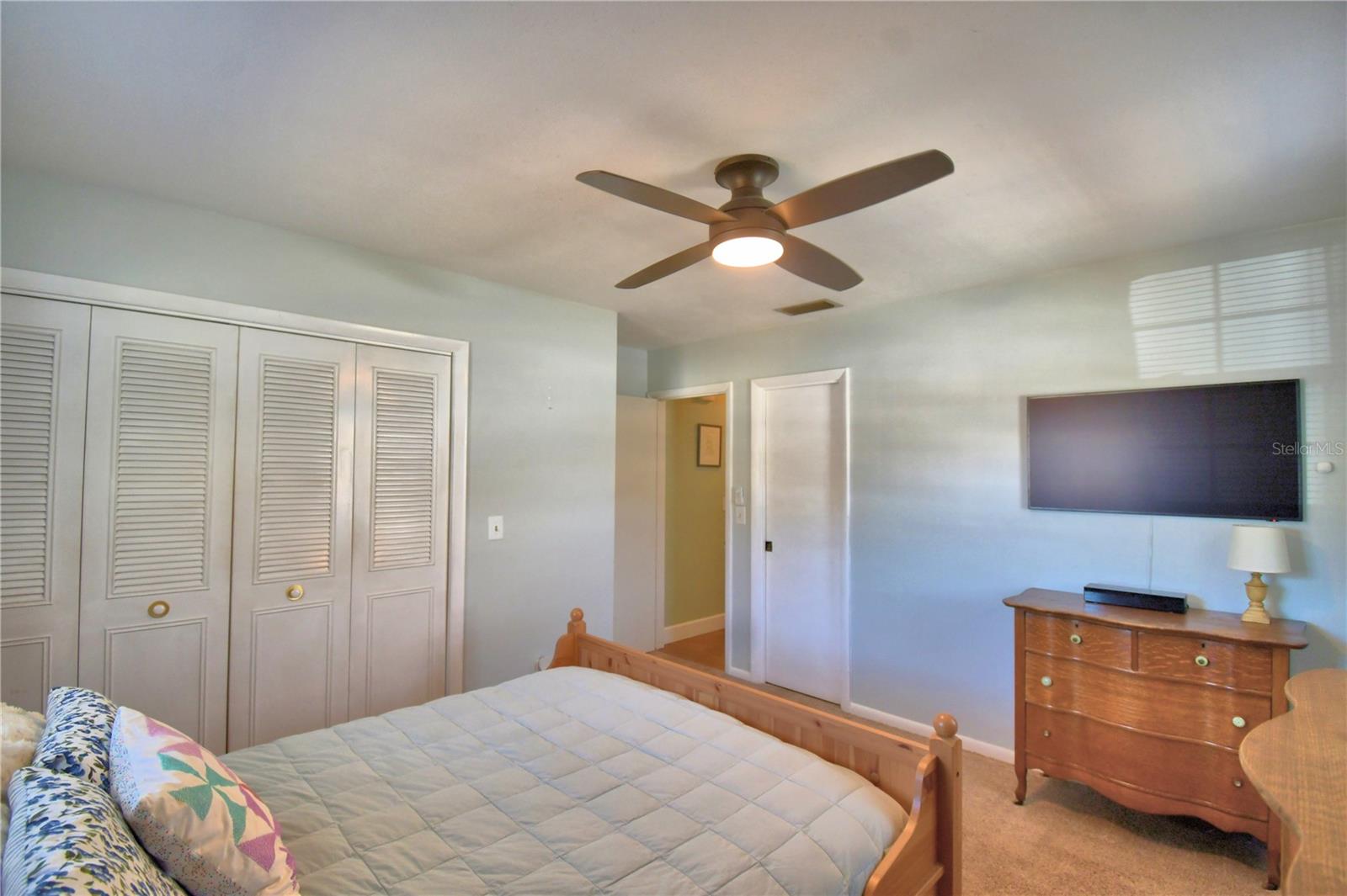 Image 22 of 43 For 141 Browning Circle