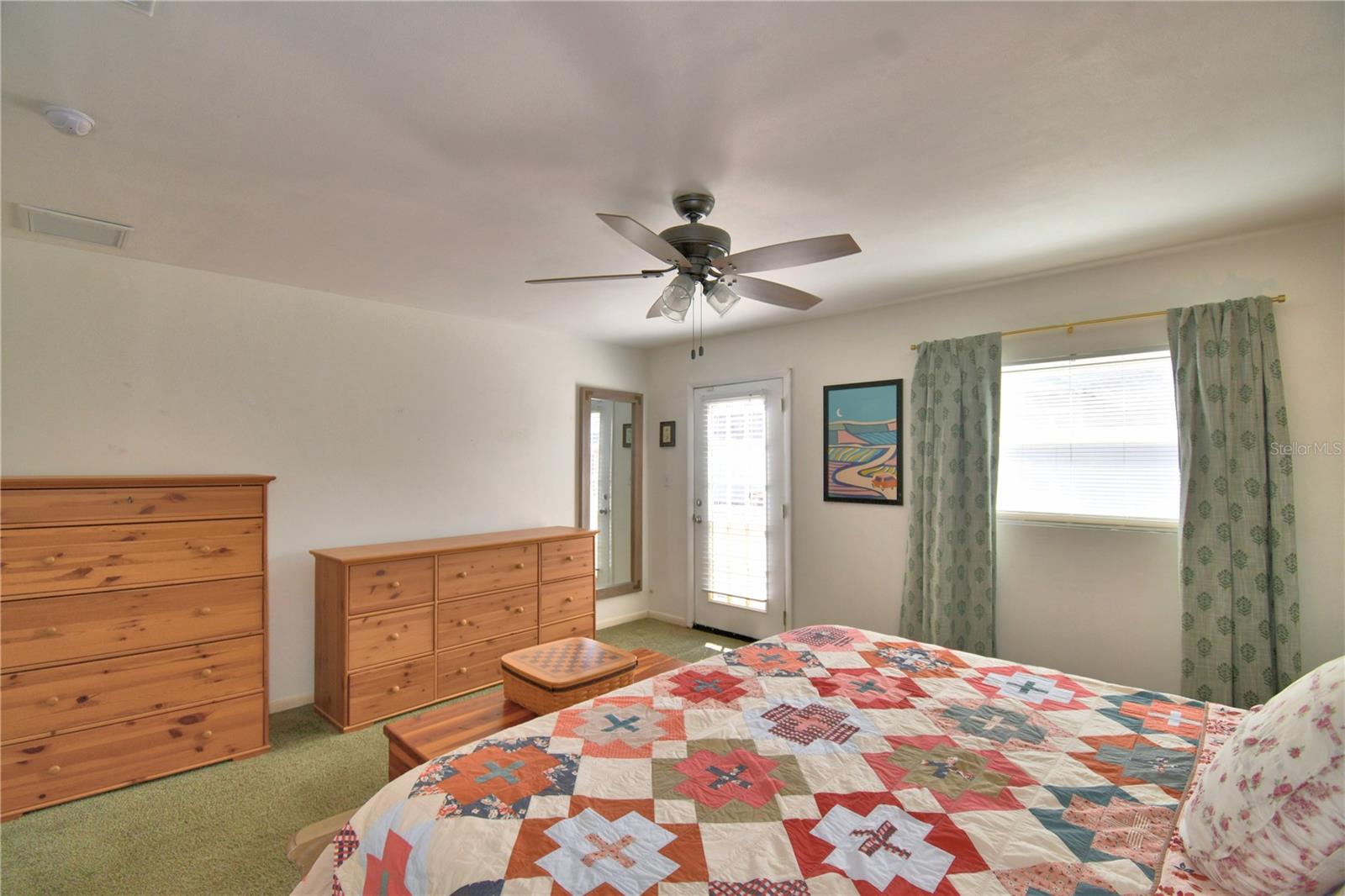 Image 29 of 43 For 141 Browning Circle