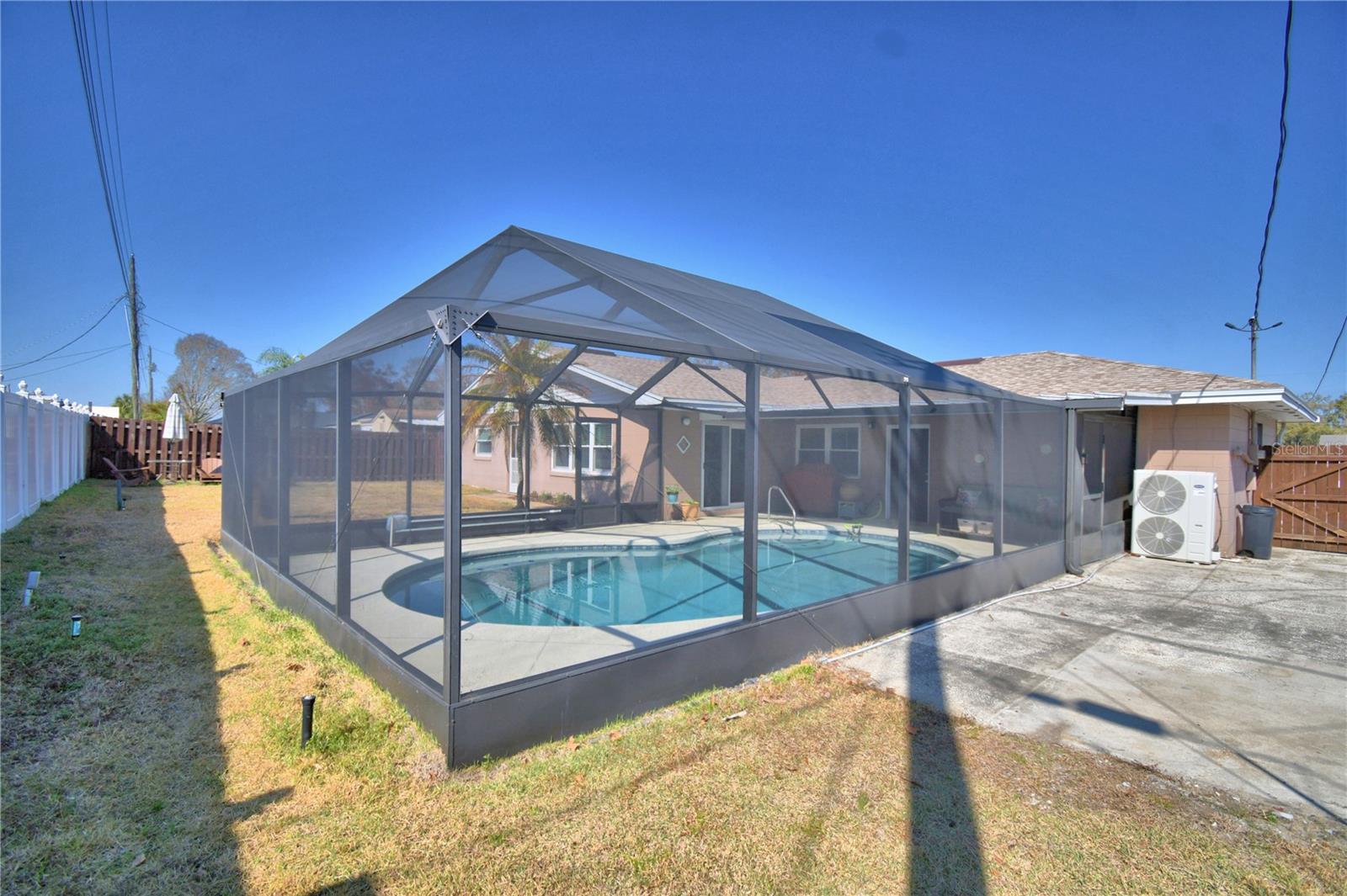 Image 34 of 43 For 141 Browning Circle