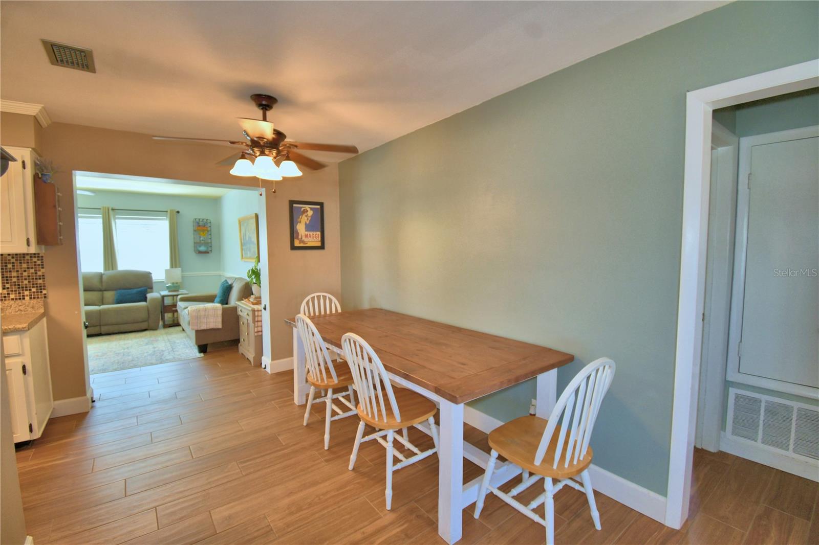 Image 7 of 43 For 141 Browning Circle