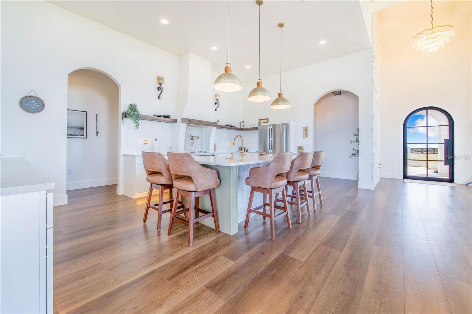 Image 20 of 84 For 1109 Minute Mann Road