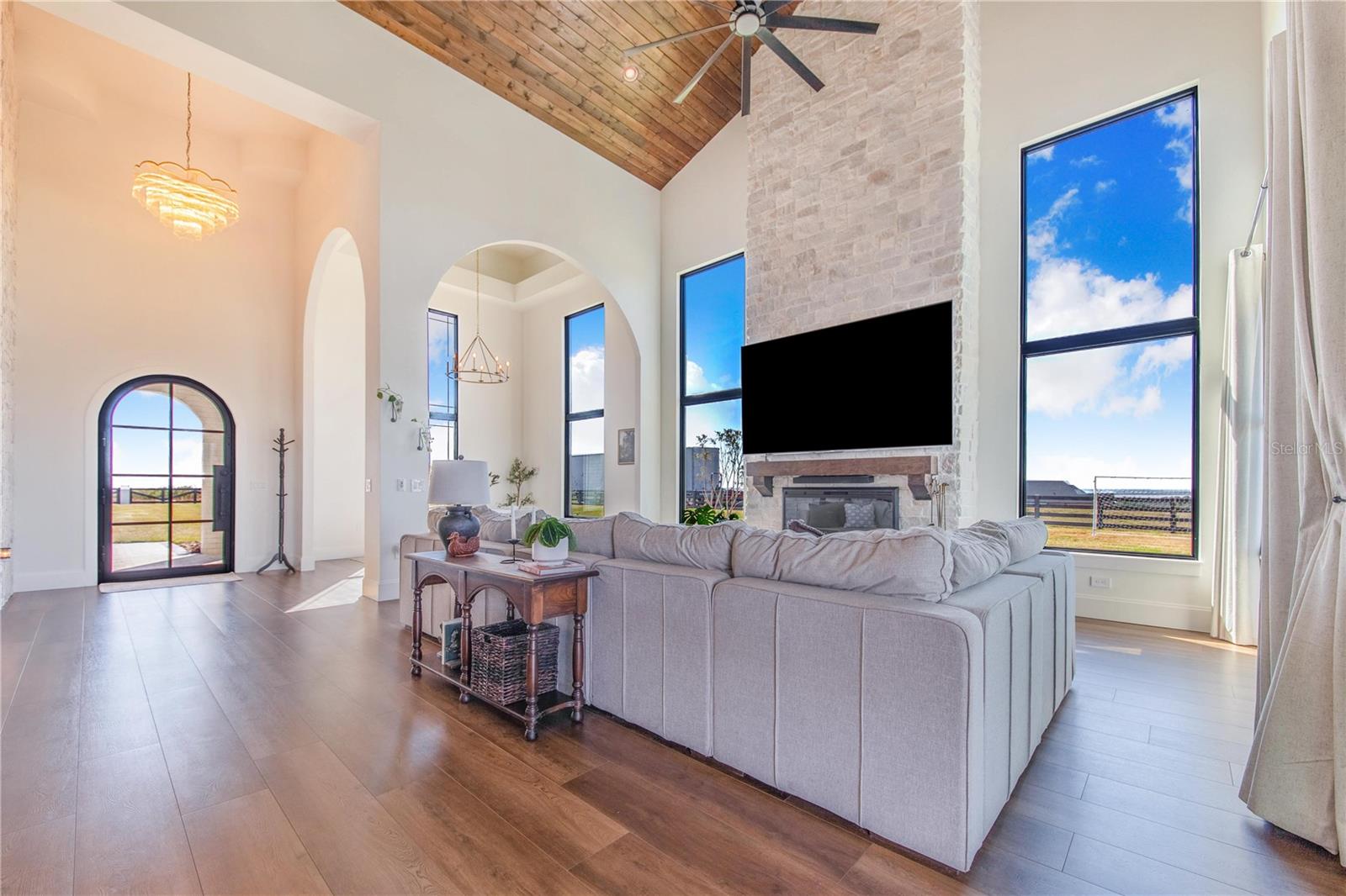 Image 23 of 84 For 1109 Minute Mann Road