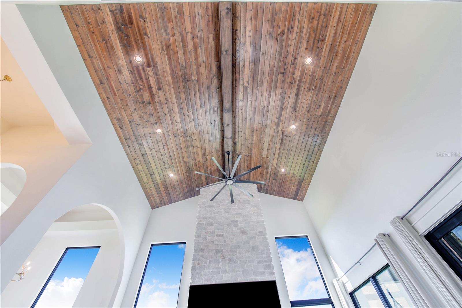 Image 26 of 84 For 1109 Minute Mann Road