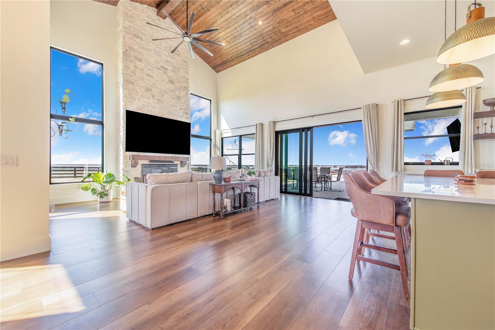 Image 29 of 84 For 1109 Minute Mann Road