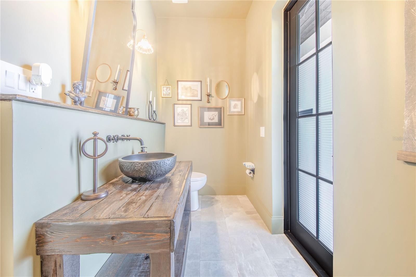 Image 34 of 84 For 1109 Minute Mann Road