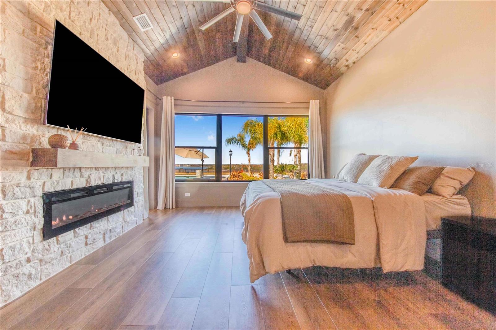 Image 39 of 84 For 1109 Minute Mann Road