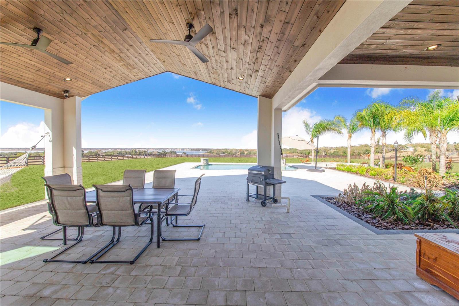 Image 52 of 84 For 1109 Minute Mann Road