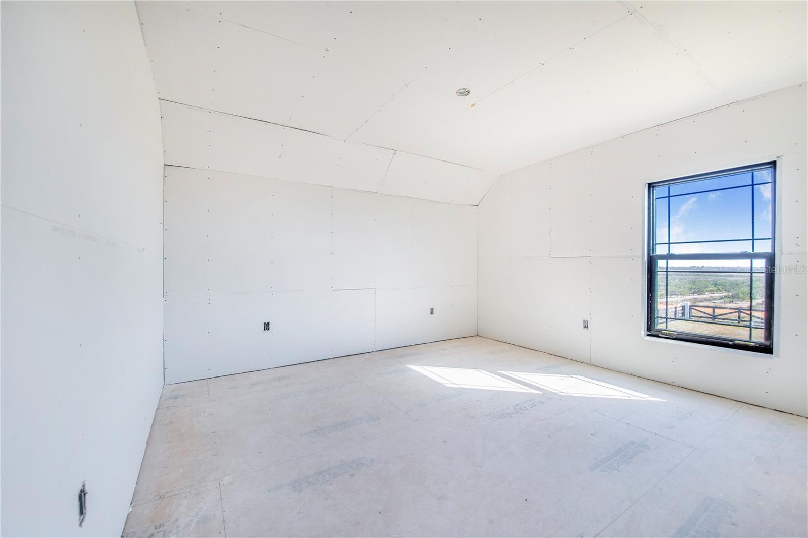 Image 78 of 84 For 1109 Minute Mann Road