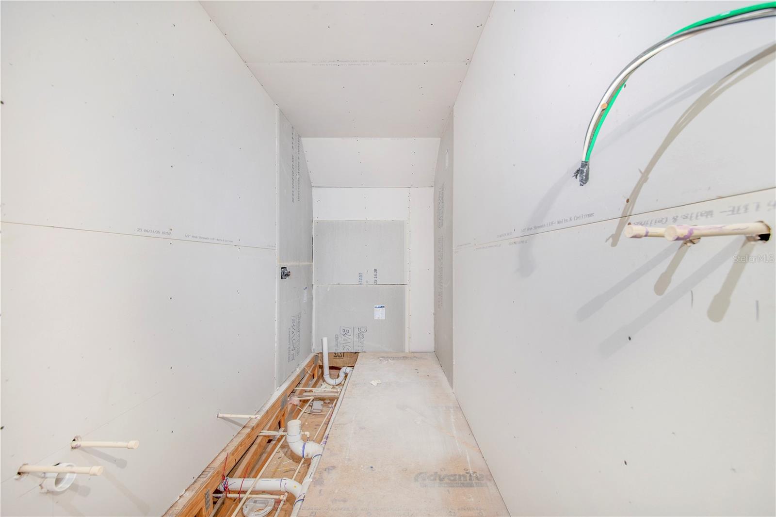 Image 79 of 84 For 1109 Minute Mann Road