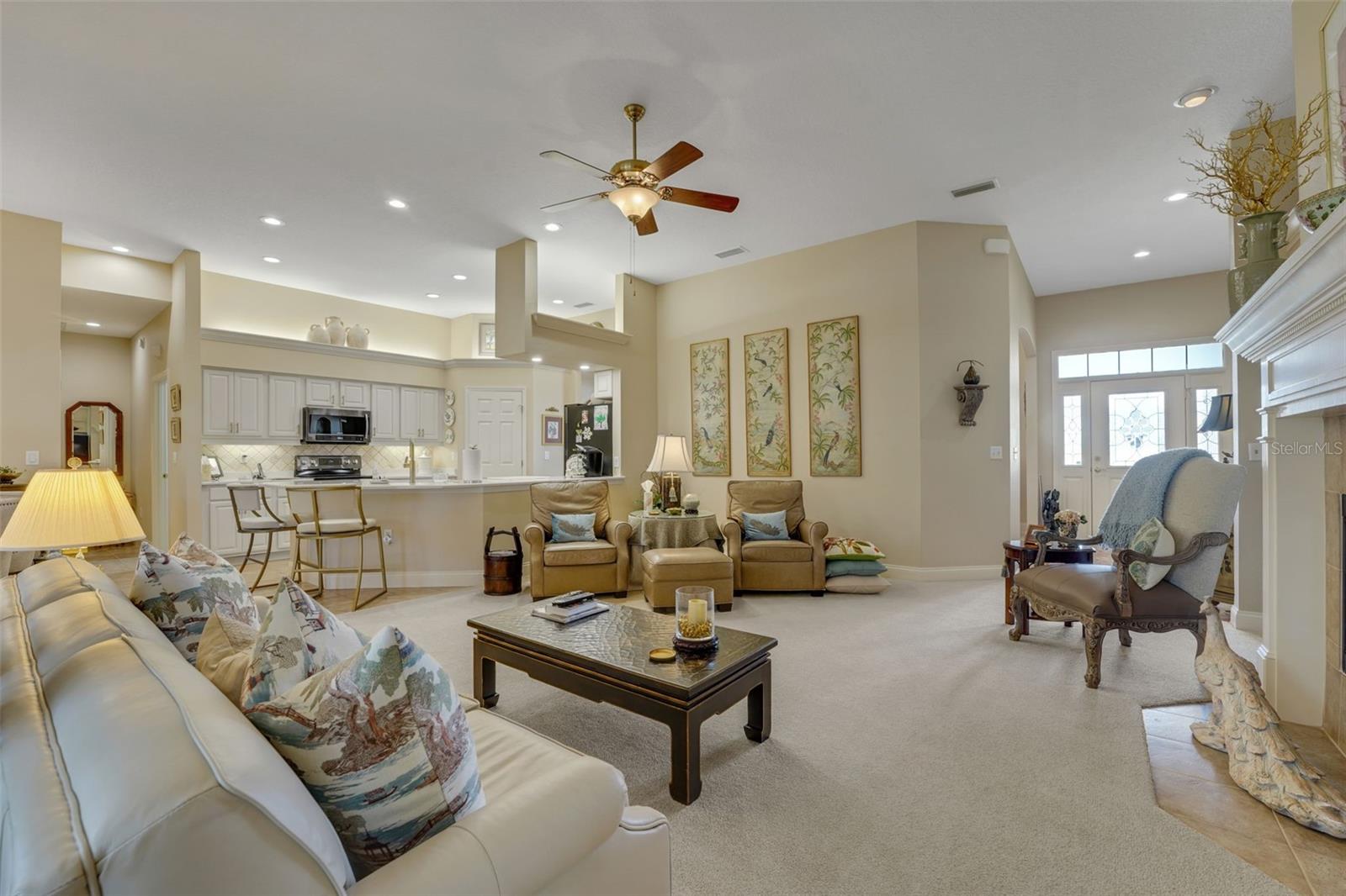 Image 17 of 39 For 822 Hart Lake Street