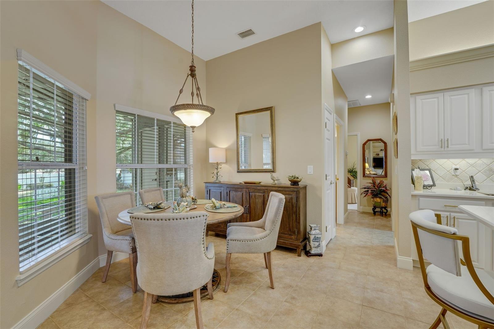 Image 25 of 39 For 822 Hart Lake Street