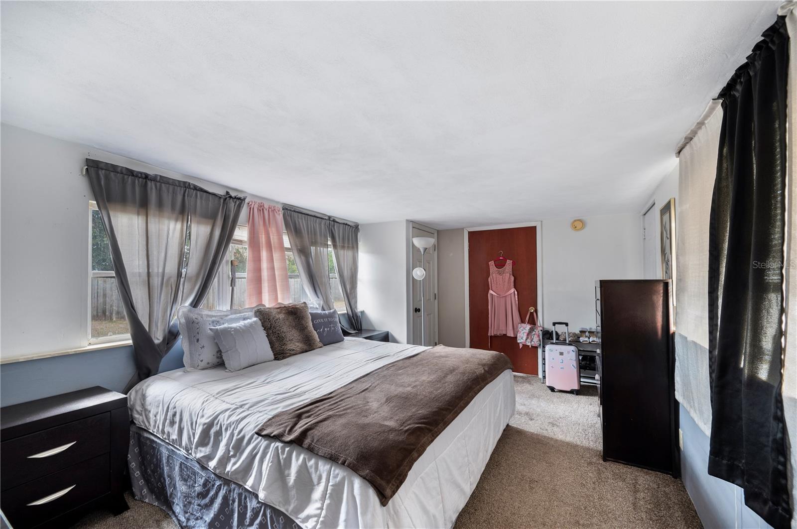 Image 10 of 29 For 105 Hill Circle