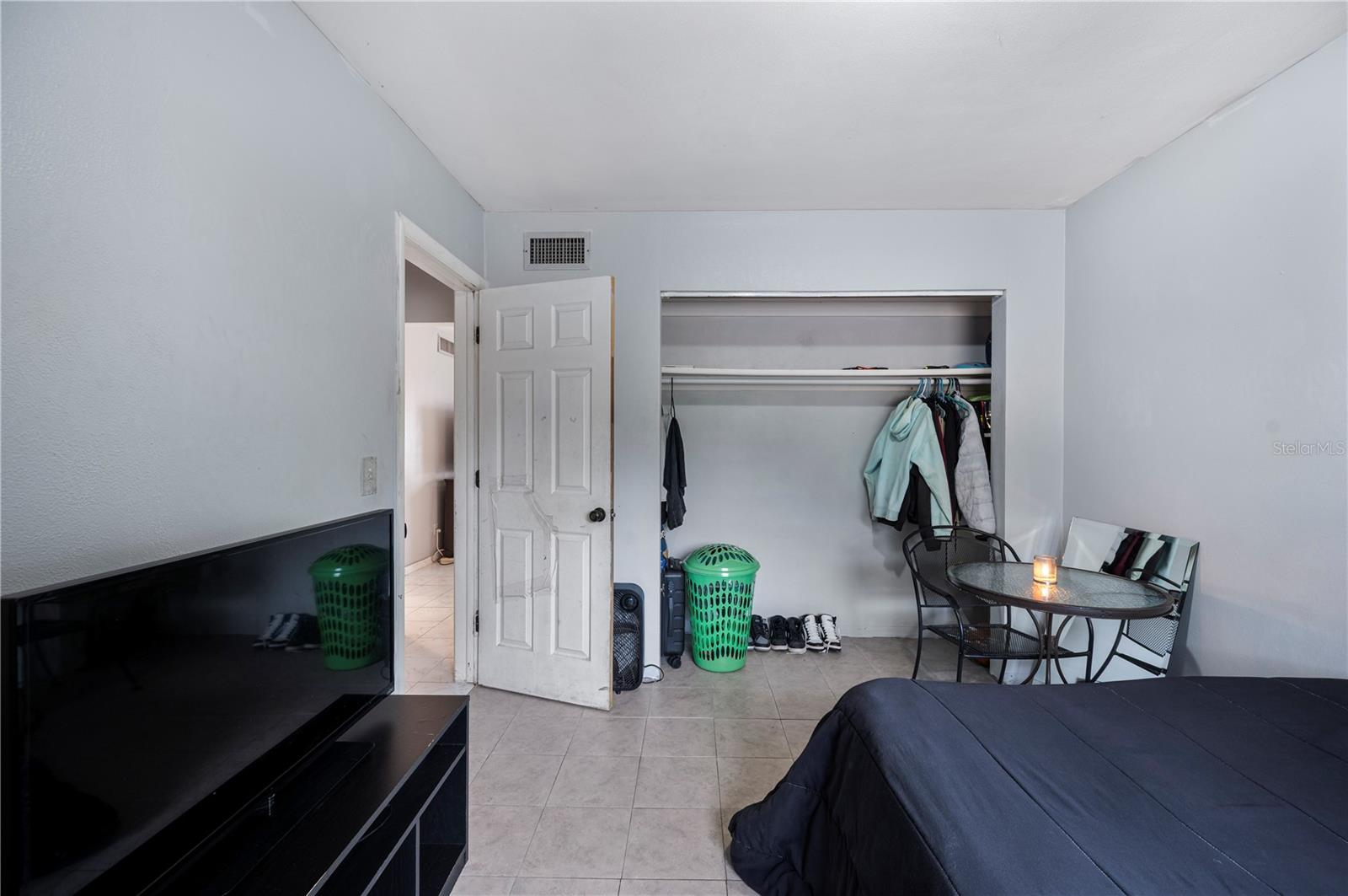 Image 20 of 29 For 105 Hill Circle