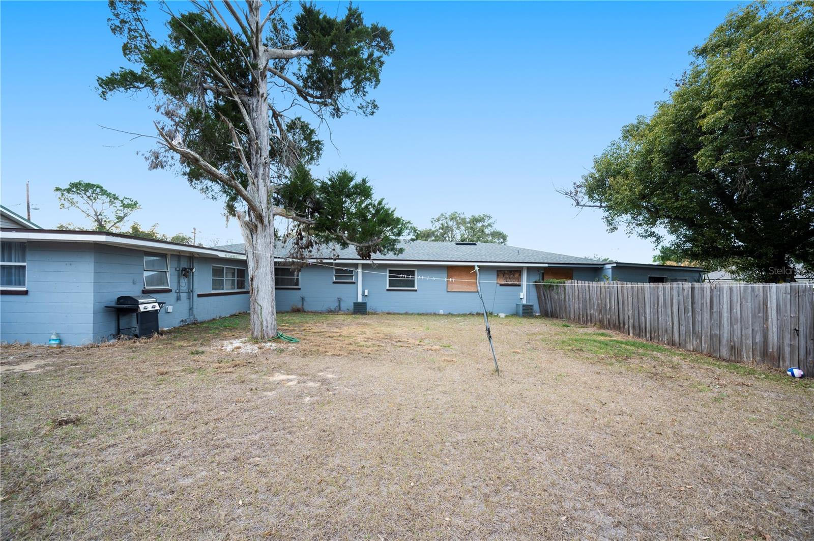 Image 28 of 29 For 105 Hill Circle