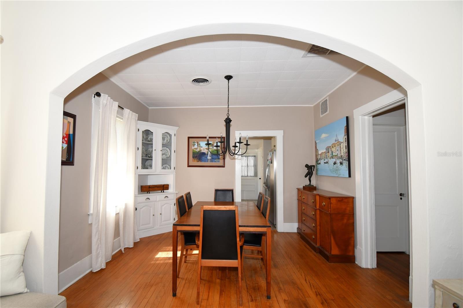 Image 11 of 53 For 1245 Alexander Street