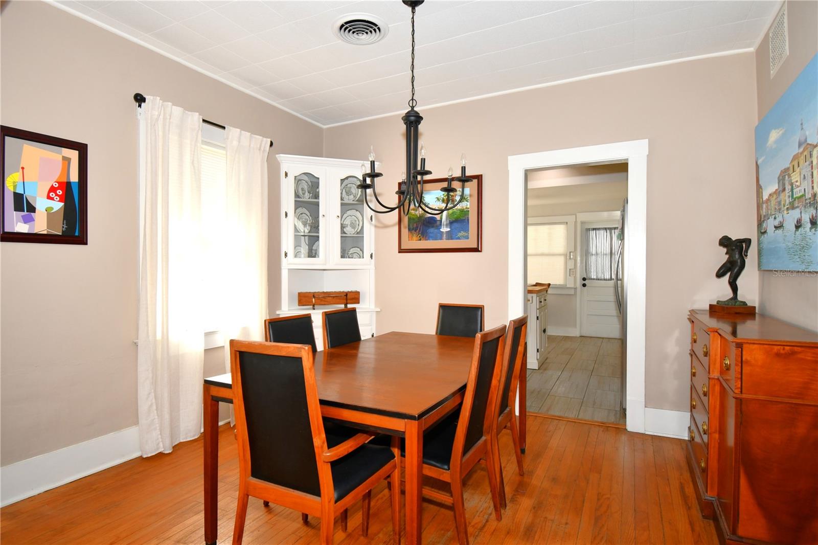 Image 12 of 53 For 1245 Alexander Street