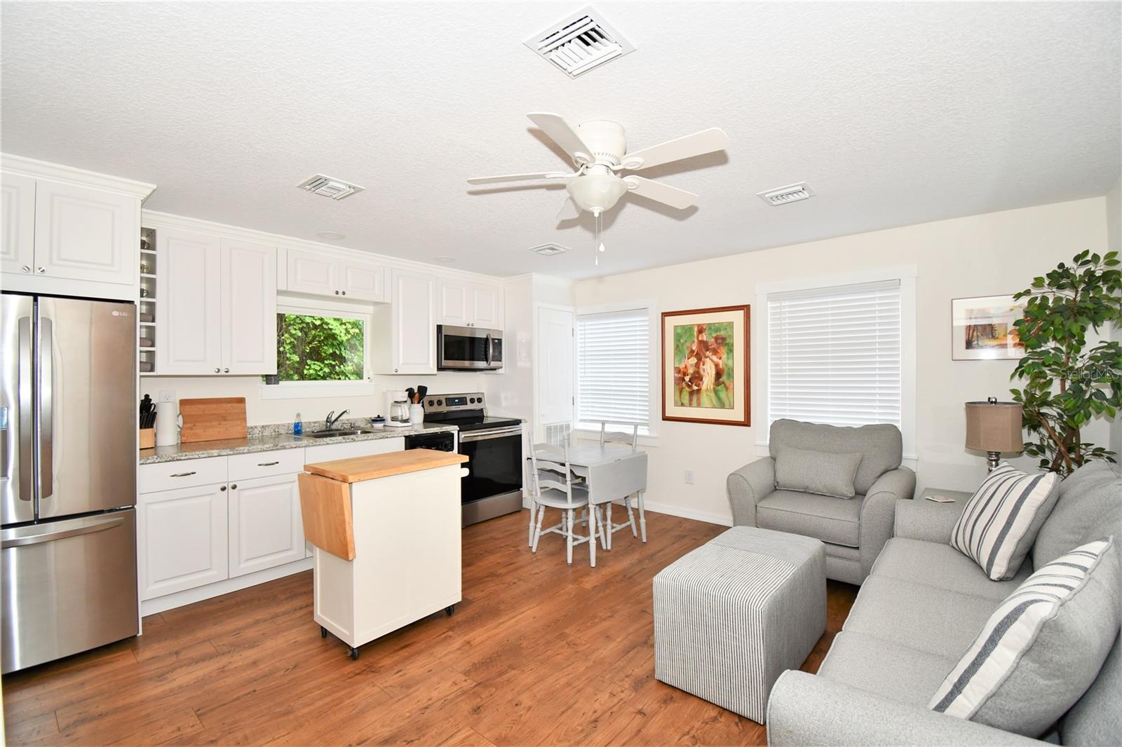 Image 37 of 53 For 1245 Alexander Street