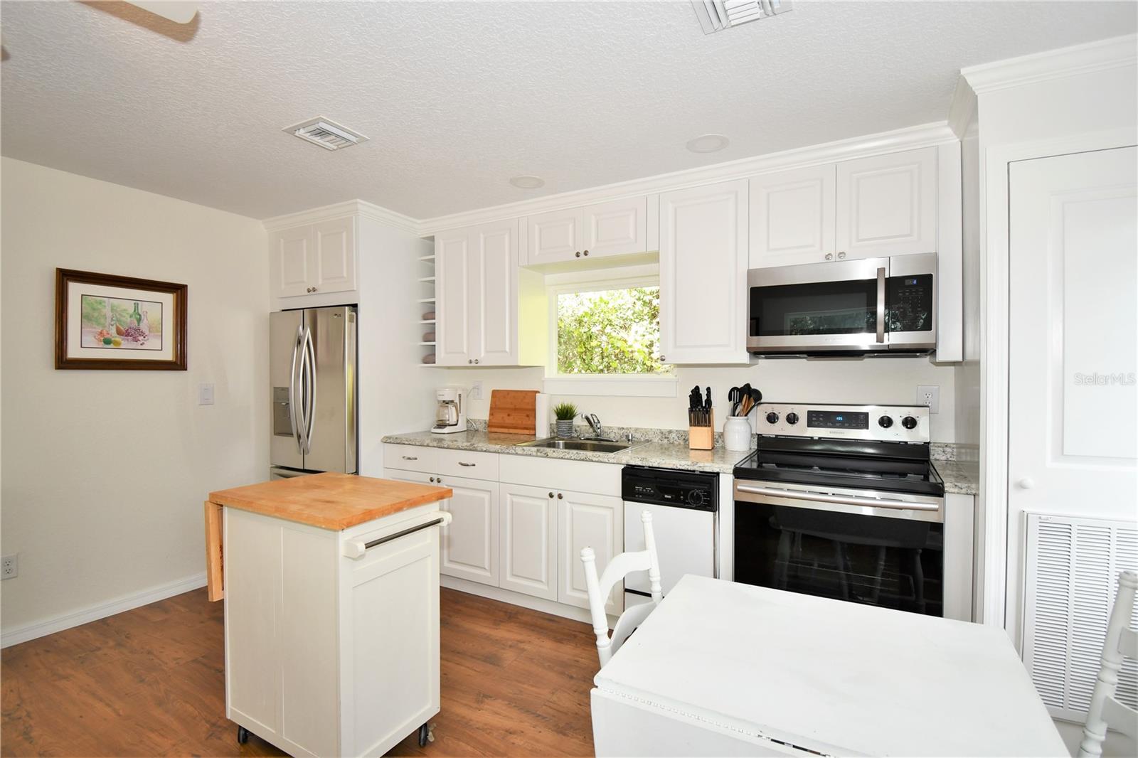 Image 40 of 53 For 1245 Alexander Street