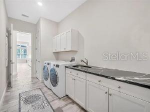 Image 22 of 43 For 13539 Carryback Drive