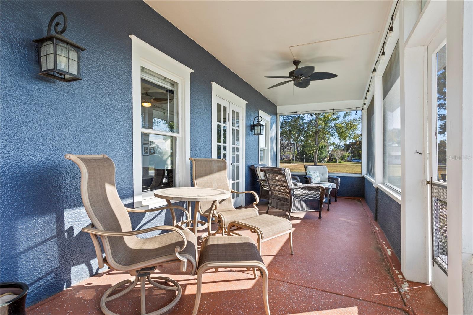 Image 29 of 60 For 517 Main Street