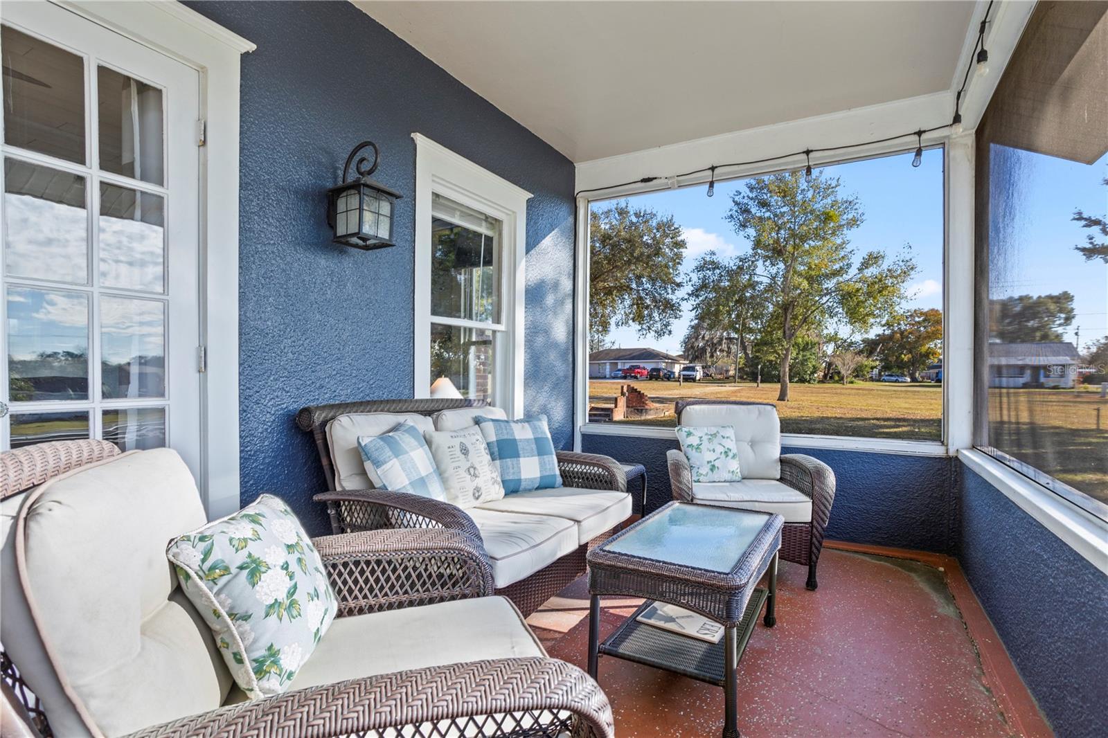 Image 31 of 60 For 517 Main Street