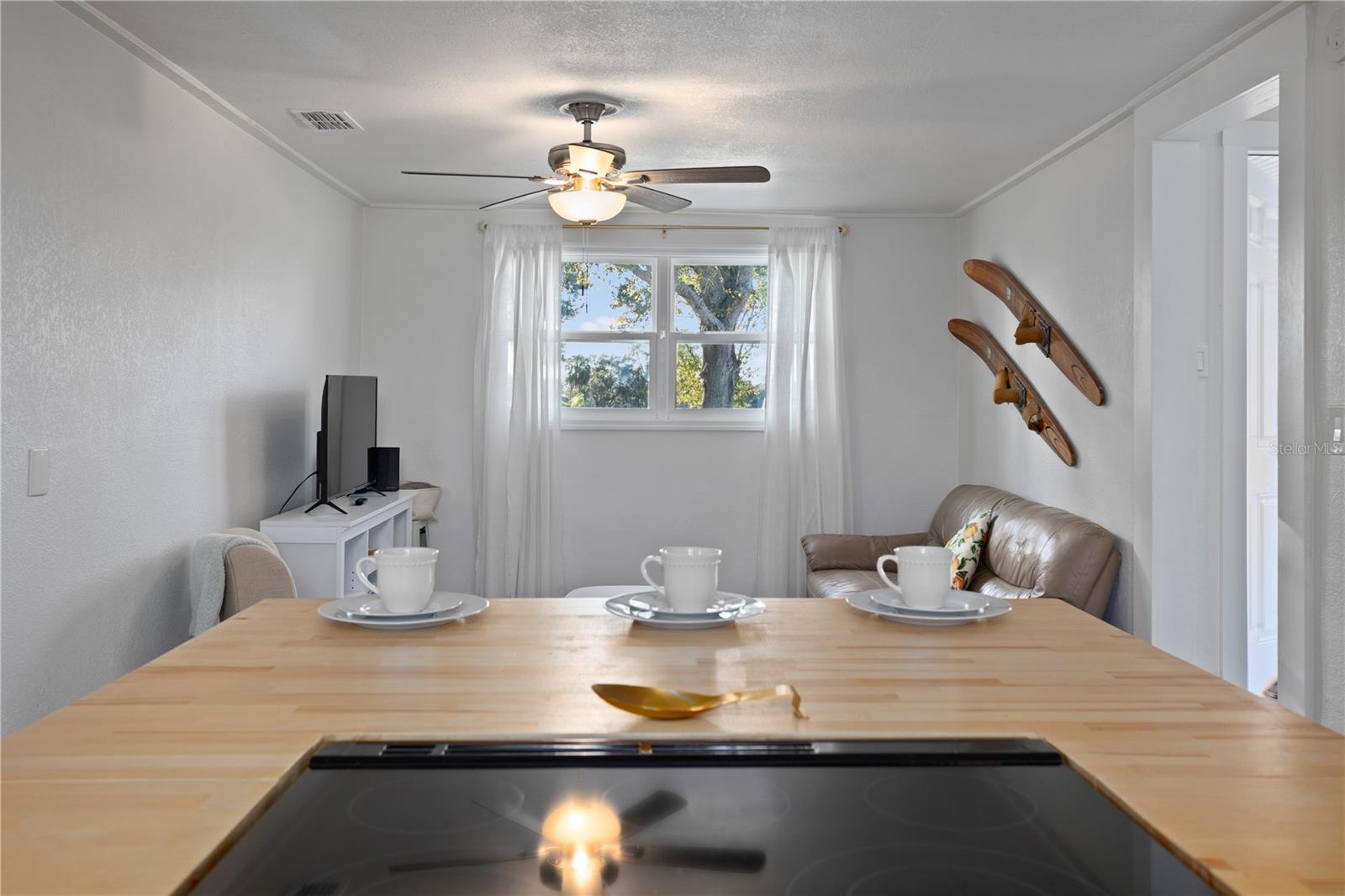 Image 43 of 60 For 517 Main Street