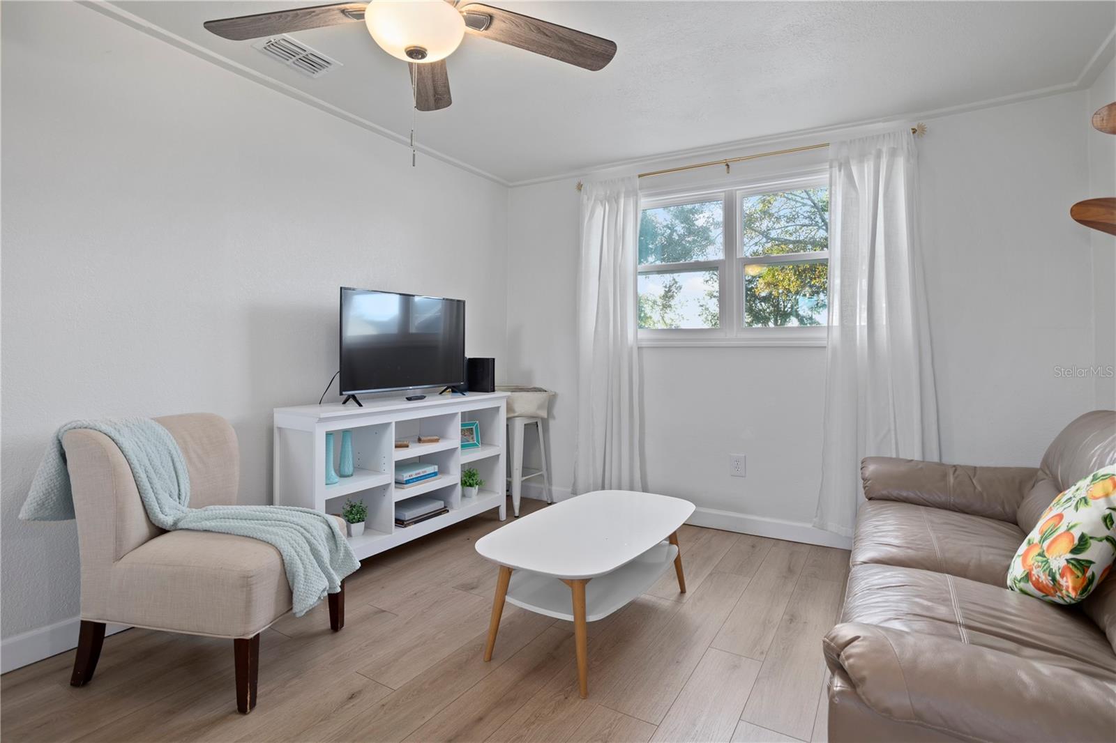 Image 45 of 60 For 517 Main Street