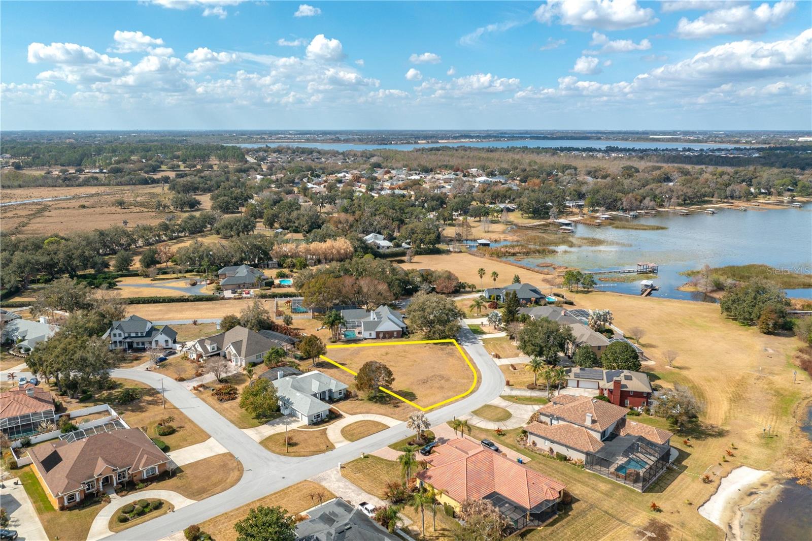 Image 3 of 13 For 332 Hamilton Shore Drive