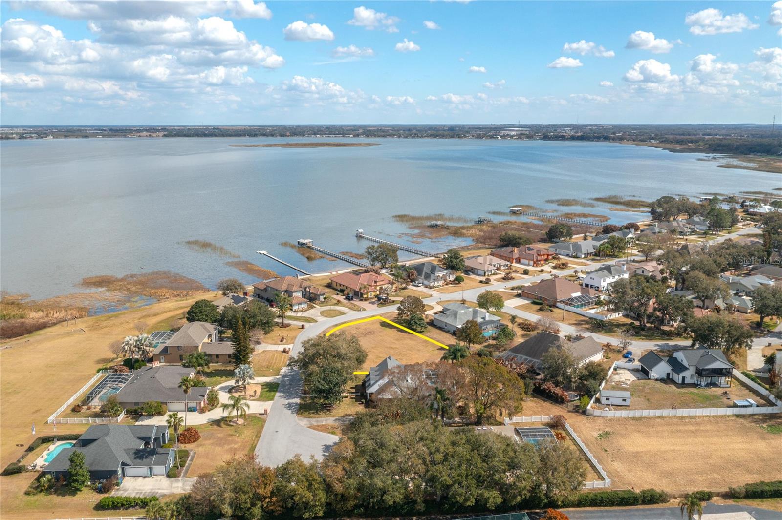 Image 7 of 13 For 332 Hamilton Shore Drive