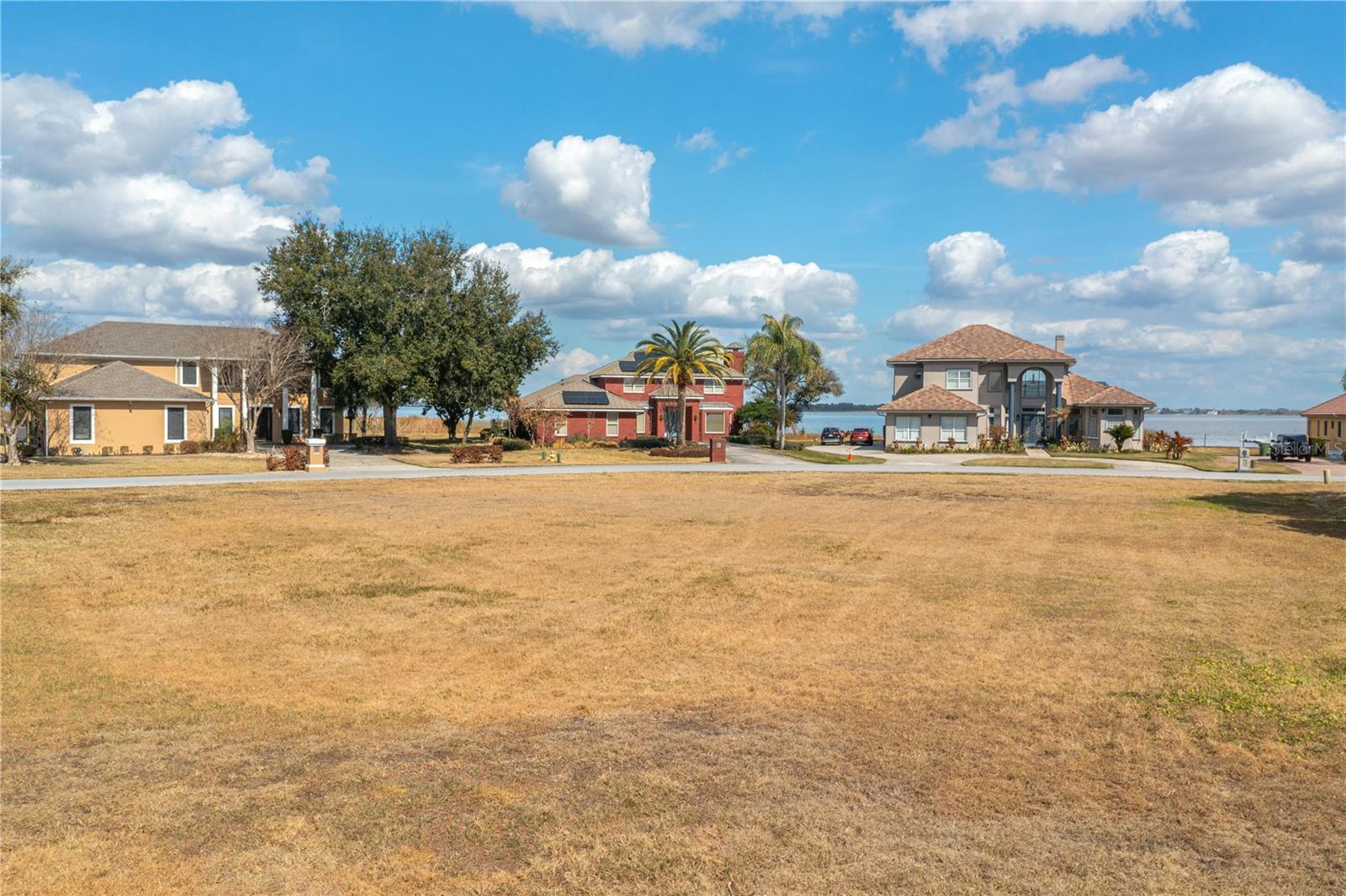 Image 8 of 13 For 332 Hamilton Shore Drive