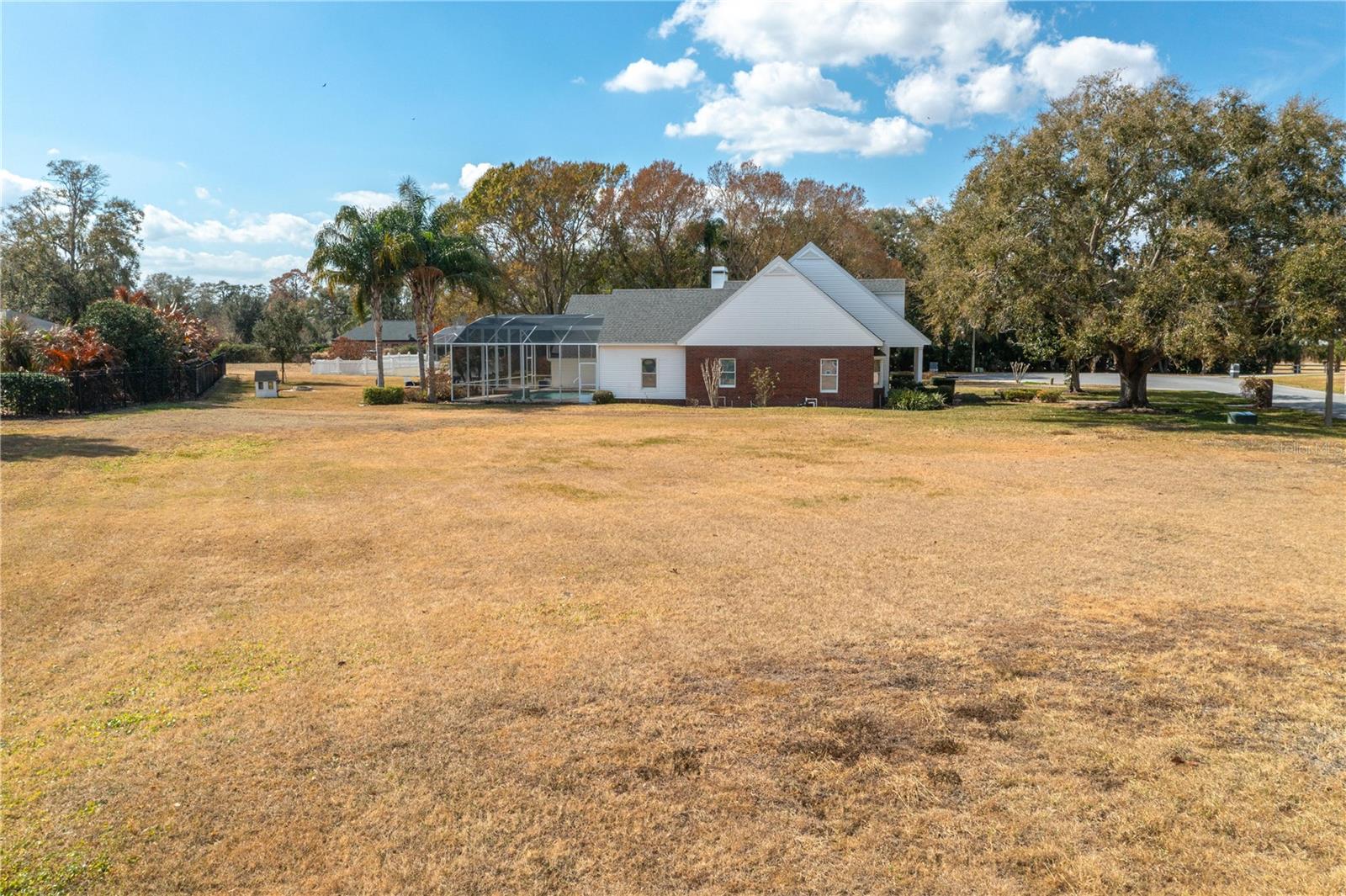 Image 9 of 13 For 332 Hamilton Shore Drive